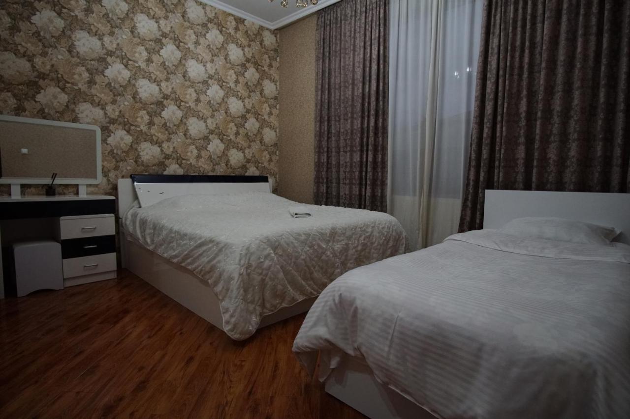 Lile Hotel Telavi Ngoại thất bức ảnh