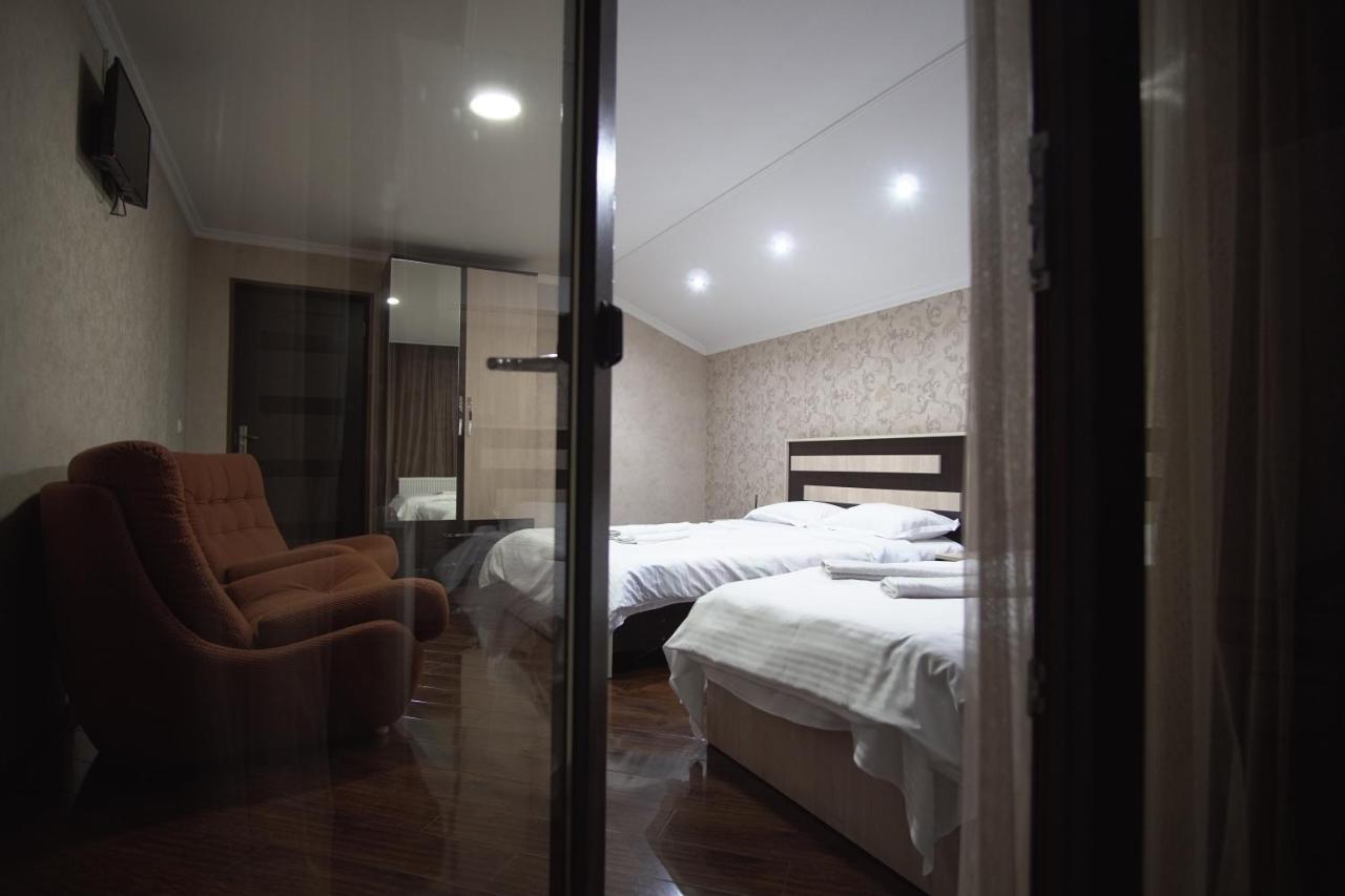 Lile Hotel Telavi Ngoại thất bức ảnh