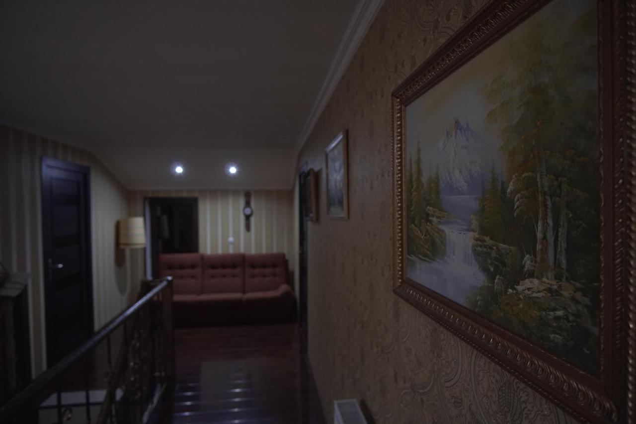 Lile Hotel Telavi Ngoại thất bức ảnh