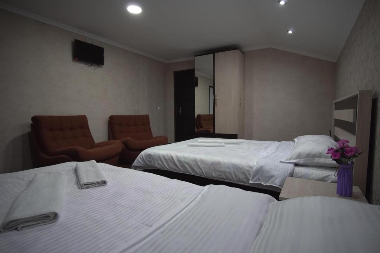 Lile Hotel Telavi Ngoại thất bức ảnh